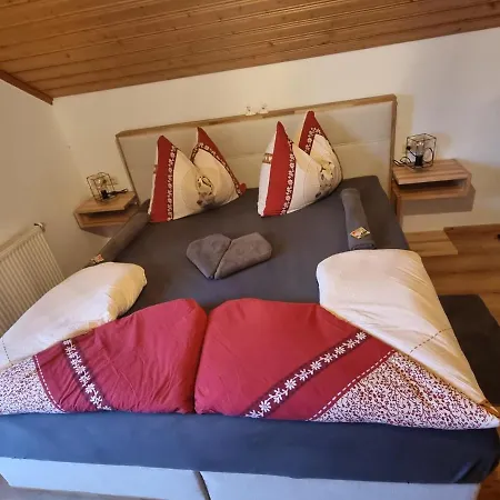 Urlaub Am Bauernhof Bei Familie Steinbrecher *